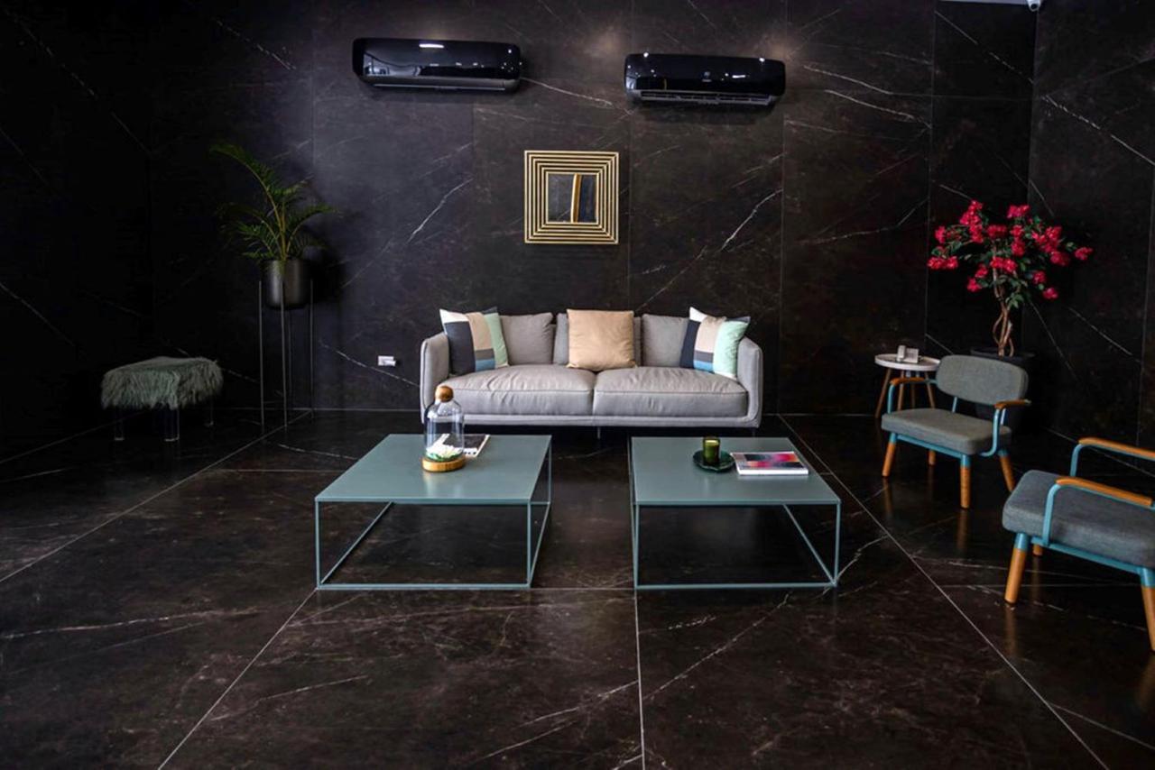 Confortable Furnished F - Ph Quartier Marbella Appartement